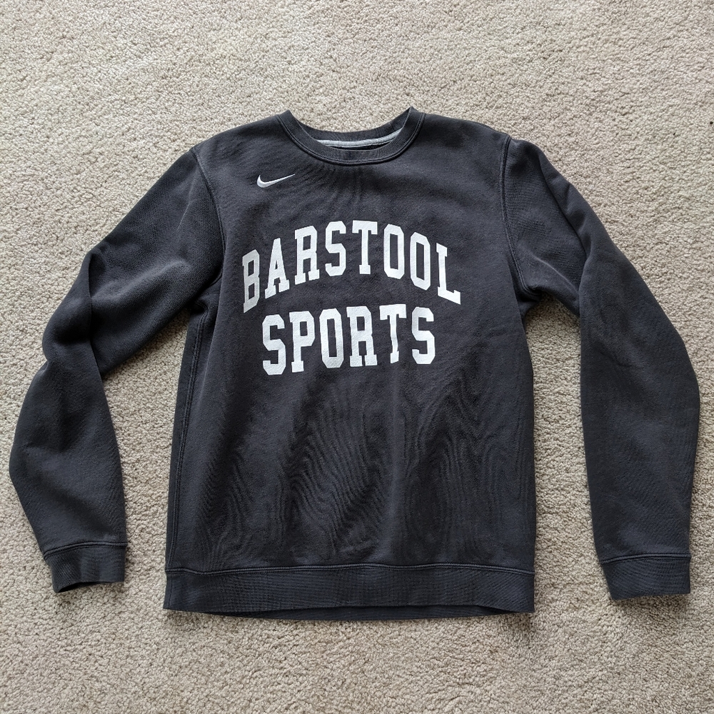 Nike Barstool Sports Crewneck Small Men